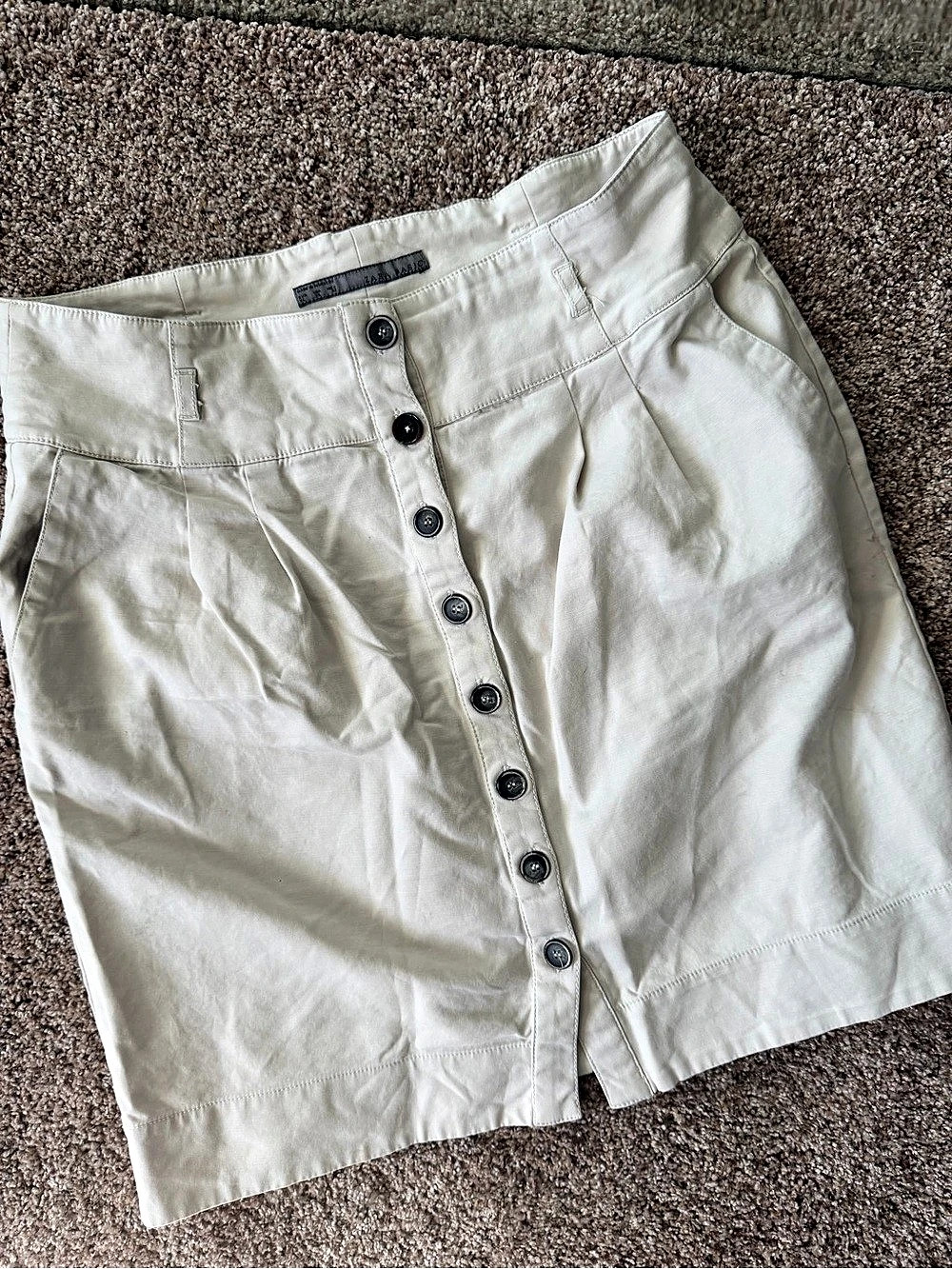 ZARA BASIC Button-Front Mini Skirt in Cream